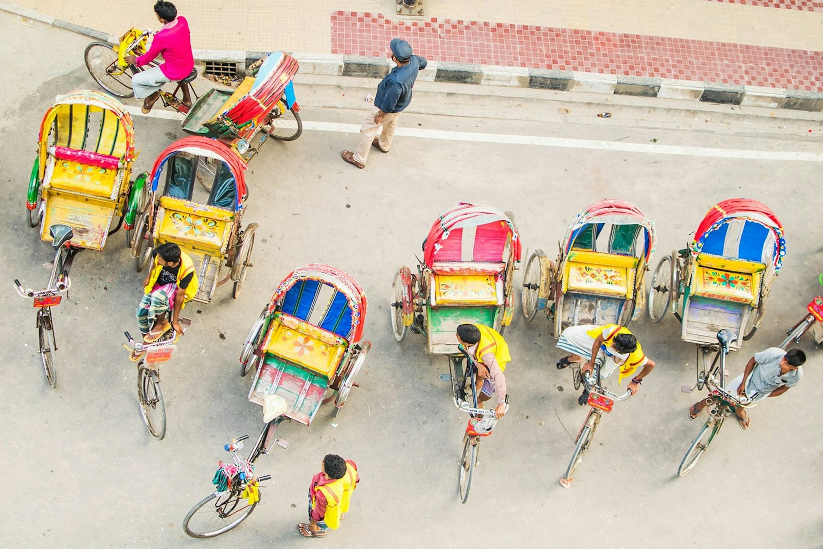 rickshaw-3983118 1500x1000-min 0