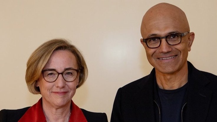 vodafone-and-micosoft-signs