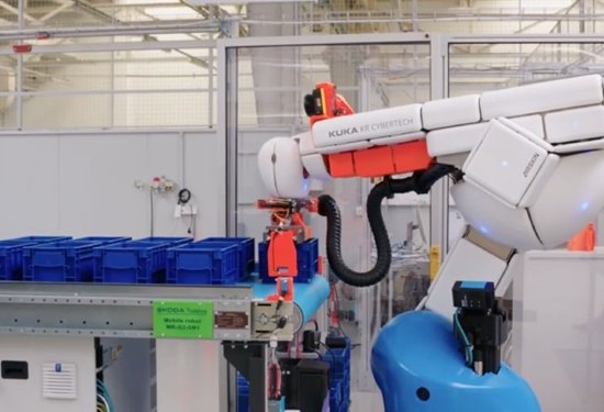 Skoda drives 5G automation