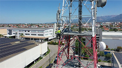 Vodafone trials mobile mast powered with an AI brain and a robotic arm